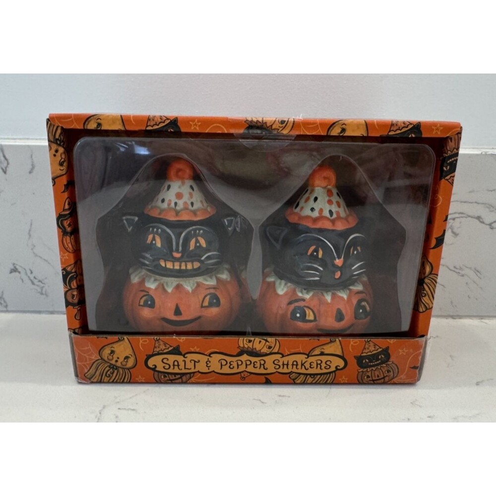 Johanna Parker Halloween Black Cat Pumpkin Retro Salt and Pepper Shakers NEW